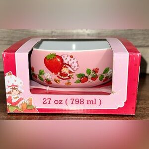 Super Cute 🥰 Strawberry Shortcake Ceramic Bowl with a Colour Change Spoon set